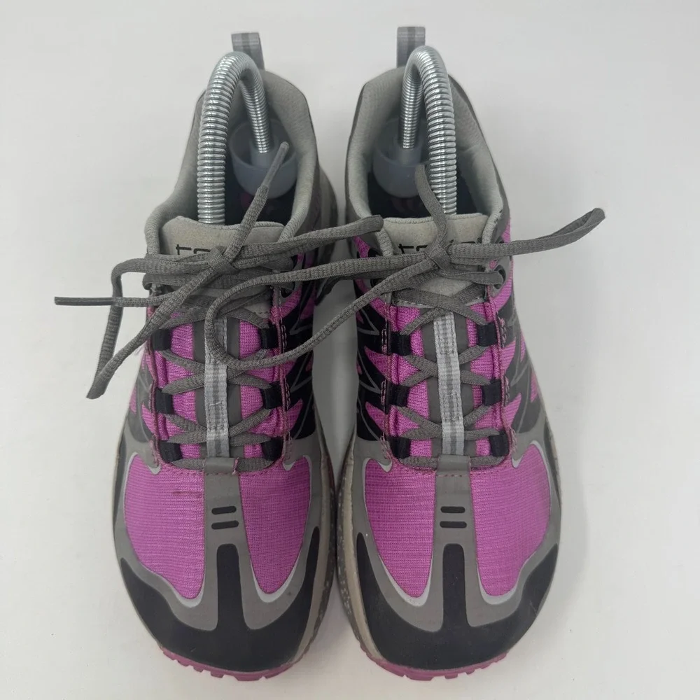 Topo Athletic Running Trail Shoes Berry Black Purple Women's Size‎ 7